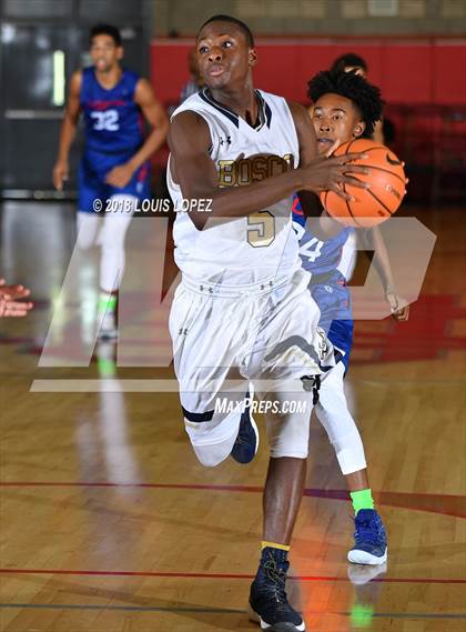 Thumbnail 1 in Los Alamitos vs. St. John Bosco (Nike Extravaganza) photogallery.