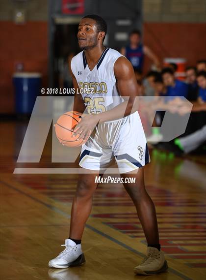 Thumbnail 3 in Los Alamitos vs. St. John Bosco (Nike Extravaganza) photogallery.
