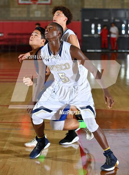 Thumbnail 1 in Los Alamitos vs. St. John Bosco (Nike Extravaganza) photogallery.