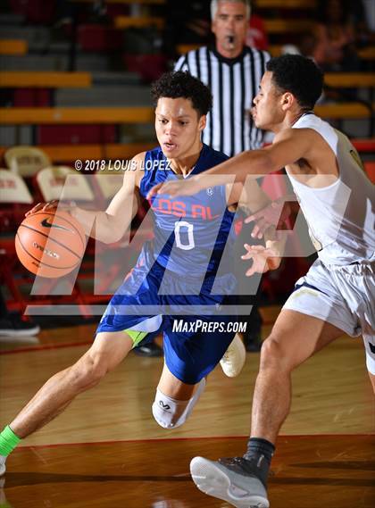 Thumbnail 3 in Los Alamitos vs. St. John Bosco (Nike Extravaganza) photogallery.