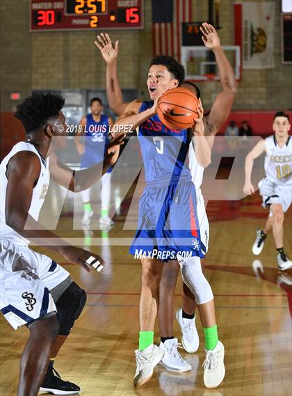 Thumbnail 1 in Los Alamitos vs. St. John Bosco (Nike Extravaganza) photogallery.