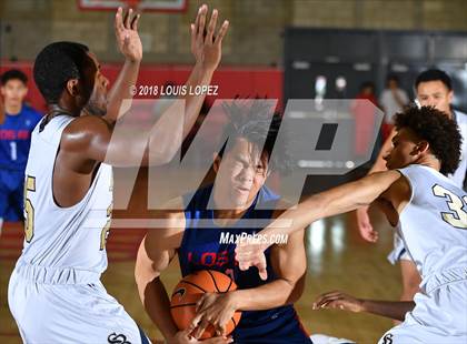 Thumbnail 2 in Los Alamitos vs. St. John Bosco (Nike Extravaganza) photogallery.