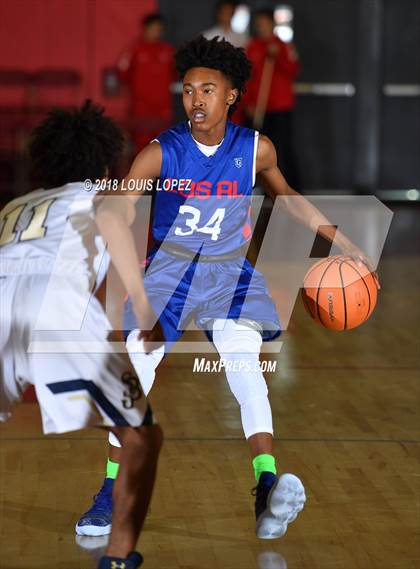 Thumbnail 2 in Los Alamitos vs. St. John Bosco (Nike Extravaganza) photogallery.