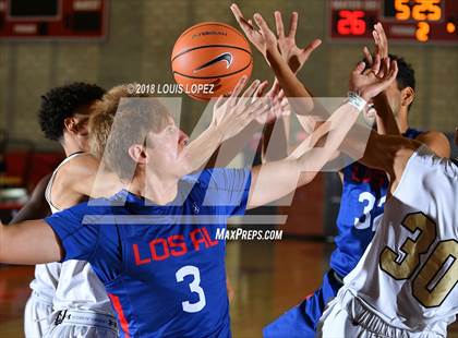 Thumbnail 2 in Los Alamitos vs. St. John Bosco (Nike Extravaganza) photogallery.