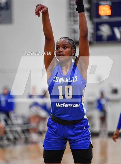 Thumbnail 2 in Madisonville vs Connally (UIL 4A Reg III Semifinal) photogallery.