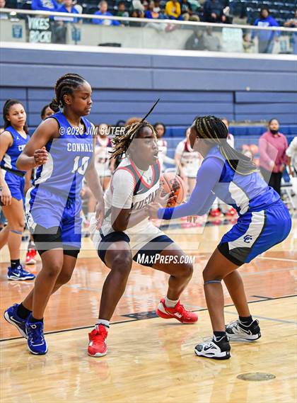 Thumbnail 2 in Madisonville vs Connally (UIL 4A Reg III Semifinal) photogallery.