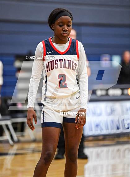 Thumbnail 2 in Madisonville vs Connally (UIL 4A Reg III Semifinal) photogallery.