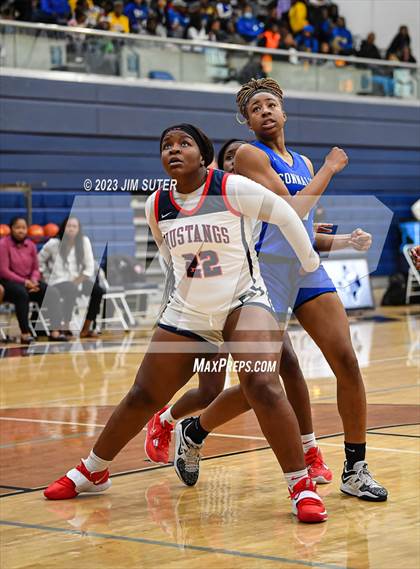 Thumbnail 1 in Madisonville vs Connally (UIL 4A Reg III Semifinal) photogallery.