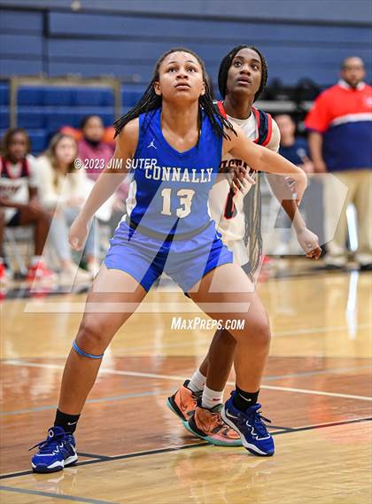 Thumbnail 3 in Madisonville vs Connally (UIL 4A Reg III Semifinal) photogallery.