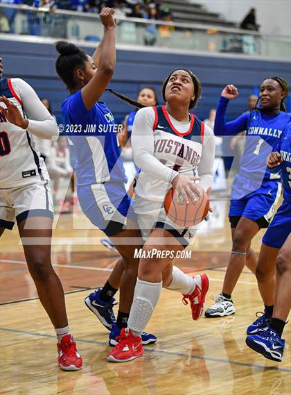 Thumbnail 1 in Madisonville vs Connally (UIL 4A Reg III Semifinal) photogallery.