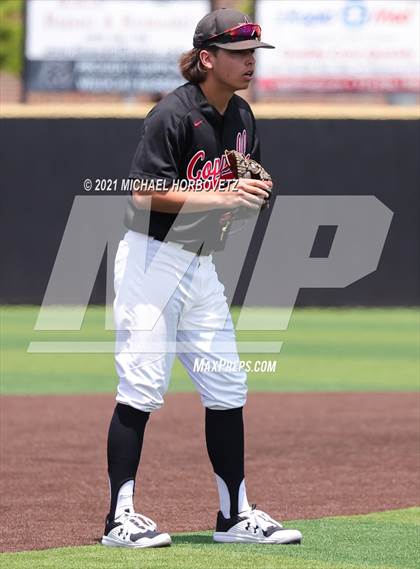 Thumbnail 2 in Coppell vs. Keller (UIL 6A Regional Semifinal) photogallery.