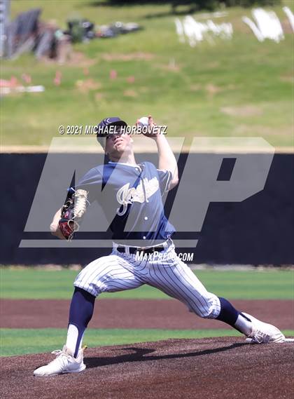 Thumbnail 1 in Coppell vs. Keller (UIL 6A Regional Semifinal) photogallery.