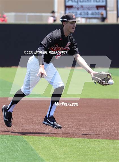 Thumbnail 2 in Coppell vs. Keller (UIL 6A Regional Semifinal) photogallery.