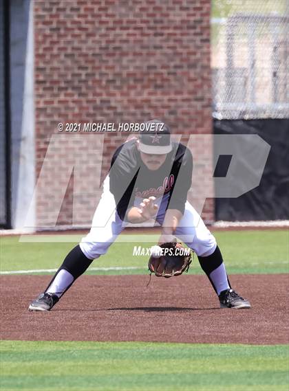 Thumbnail 2 in Coppell vs. Keller (UIL 6A Regional Semifinal) photogallery.