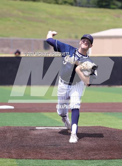 Thumbnail 2 in Coppell vs. Keller (UIL 6A Regional Semifinal) photogallery.