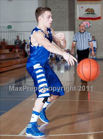 Thumbnail 1 in Bingham vs Canyon Crest Academy (Torrey Pines Holiday Classic) photogallery.