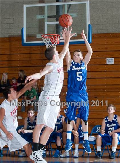 Thumbnail 1 in Bingham vs Canyon Crest Academy (Torrey Pines Holiday Classic) photogallery.