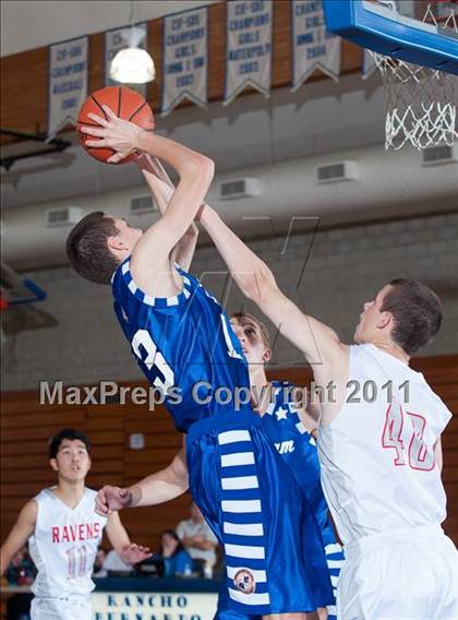 Thumbnail 2 in Bingham vs Canyon Crest Academy (Torrey Pines Holiday Classic) photogallery.