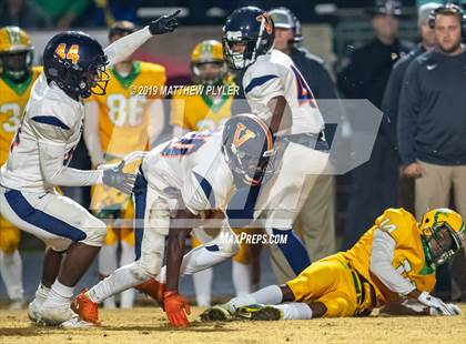 Thumbnail 3 in Richmond vs Zebulon B. Vance (NCHSAA 4AA Western Regional Final) photogallery.