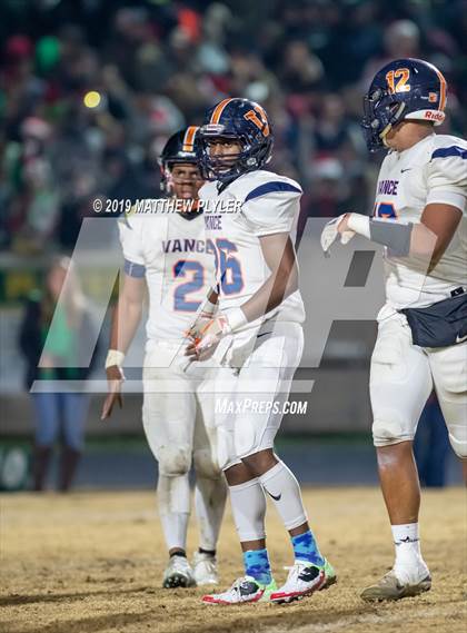 Thumbnail 2 in Richmond vs Zebulon B. Vance (NCHSAA 4AA Western Regional Final) photogallery.
