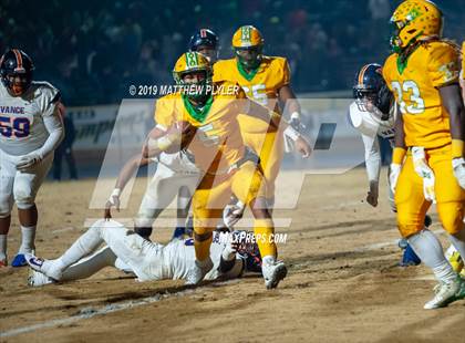 Thumbnail 2 in Richmond vs Zebulon B. Vance (NCHSAA 4AA Western Regional Final) photogallery.