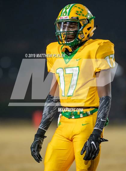 Thumbnail 1 in Richmond vs Zebulon B. Vance (NCHSAA 4AA Western Regional Final) photogallery.