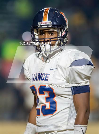Thumbnail 2 in Richmond vs Zebulon B. Vance (NCHSAA 4AA Western Regional Final) photogallery.