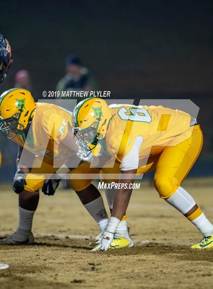 Thumbnail 3 in Richmond vs Zebulon B. Vance (NCHSAA 4AA Western Regional Final) photogallery.
