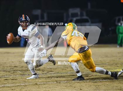 Thumbnail 2 in Richmond vs Zebulon B. Vance (NCHSAA 4AA Western Regional Final) photogallery.