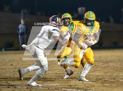Thumbnail 1 in Richmond vs Zebulon B. Vance (NCHSAA 4AA Western Regional Final) photogallery.