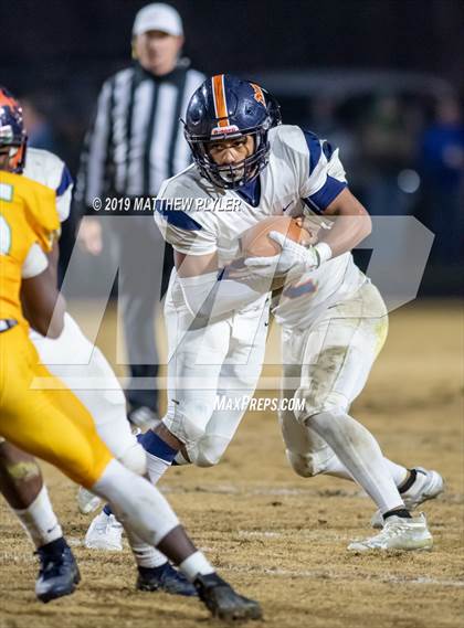 Thumbnail 3 in Richmond vs Zebulon B. Vance (NCHSAA 4AA Western Regional Final) photogallery.