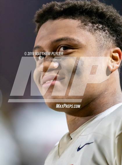 Thumbnail 2 in Richmond vs Zebulon B. Vance (NCHSAA 4AA Western Regional Final) photogallery.