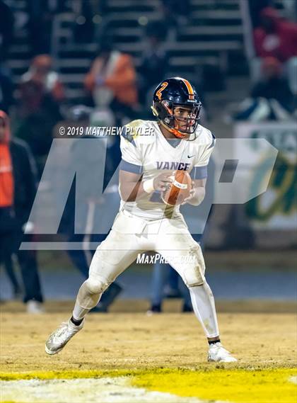 Thumbnail 1 in Richmond vs Zebulon B. Vance (NCHSAA 4AA Western Regional Final) photogallery.