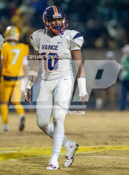 Thumbnail 3 in Richmond vs Zebulon B. Vance (NCHSAA 4AA Western Regional Final) photogallery.