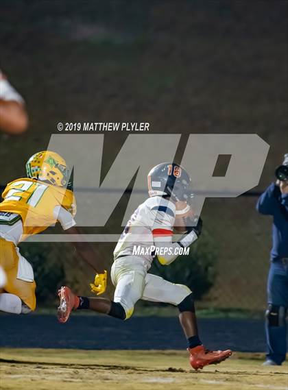 Thumbnail 3 in Richmond vs Zebulon B. Vance (NCHSAA 4AA Western Regional Final) photogallery.