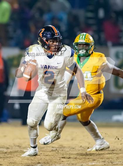 Thumbnail 3 in Richmond vs Zebulon B. Vance (NCHSAA 4AA Western Regional Final) photogallery.