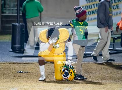 Thumbnail 2 in Richmond vs Zebulon B. Vance (NCHSAA 4AA Western Regional Final) photogallery.