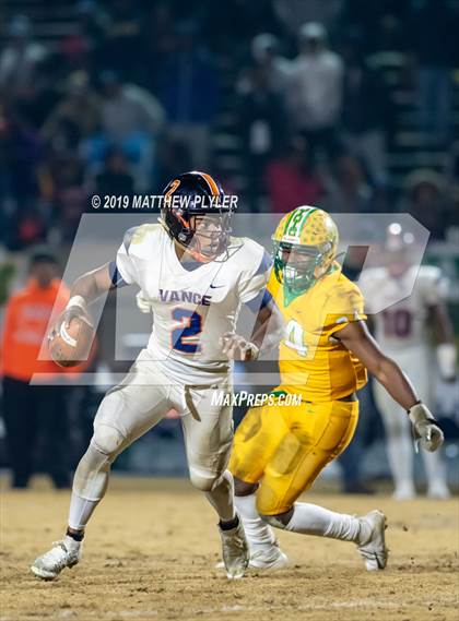 Thumbnail 2 in Richmond vs Zebulon B. Vance (NCHSAA 4AA Western Regional Final) photogallery.