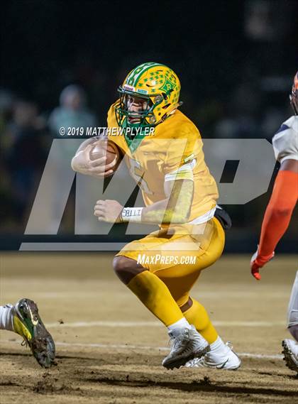 Thumbnail 3 in Richmond vs Zebulon B. Vance (NCHSAA 4AA Western Regional Final) photogallery.