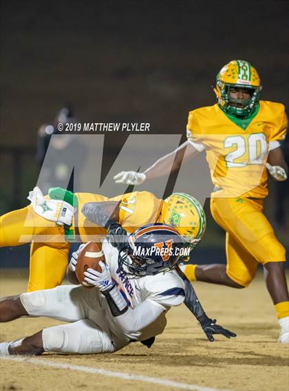 Thumbnail 2 in Richmond vs Zebulon B. Vance (NCHSAA 4AA Western Regional Final) photogallery.