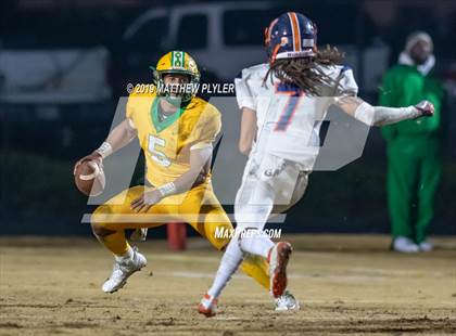 Thumbnail 3 in Richmond vs Zebulon B. Vance (NCHSAA 4AA Western Regional Final) photogallery.