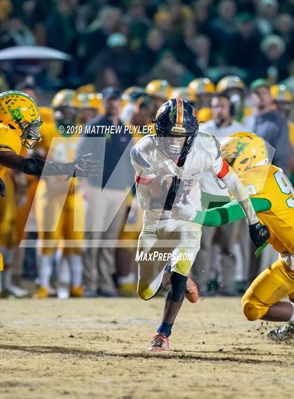 Thumbnail 3 in Richmond vs Zebulon B. Vance (NCHSAA 4AA Western Regional Final) photogallery.