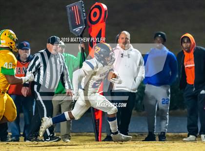 Thumbnail 1 in Richmond vs Zebulon B. Vance (NCHSAA 4AA Western Regional Final) photogallery.
