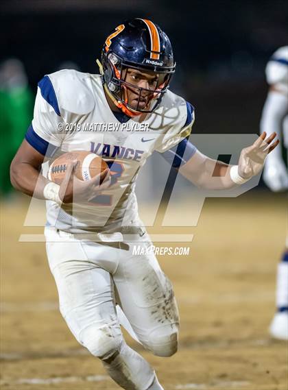 Thumbnail 3 in Richmond vs Zebulon B. Vance (NCHSAA 4AA Western Regional Final) photogallery.