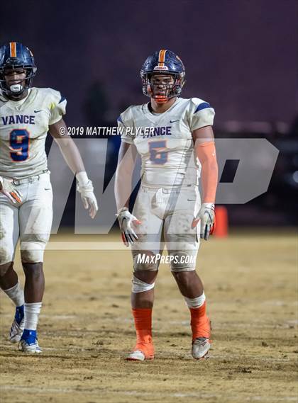Thumbnail 3 in Richmond vs Zebulon B. Vance (NCHSAA 4AA Western Regional Final) photogallery.
