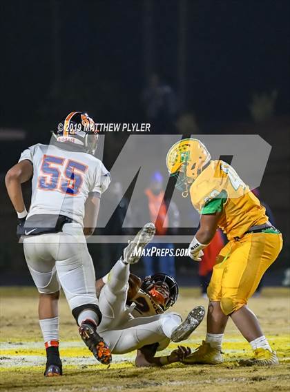 Thumbnail 1 in Richmond vs Zebulon B. Vance (NCHSAA 4AA Western Regional Final) photogallery.
