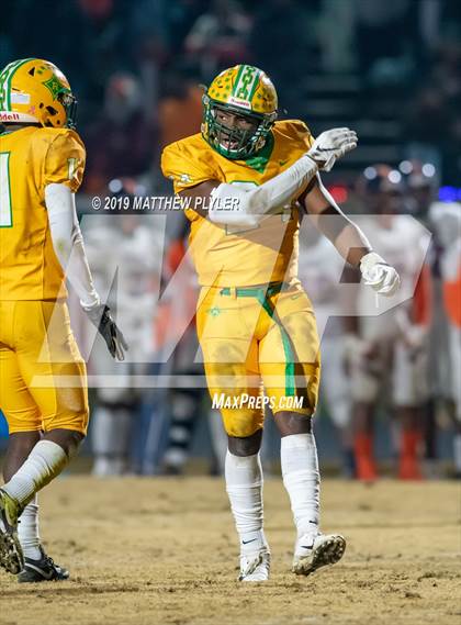 Thumbnail 3 in Richmond vs Zebulon B. Vance (NCHSAA 4AA Western Regional Final) photogallery.
