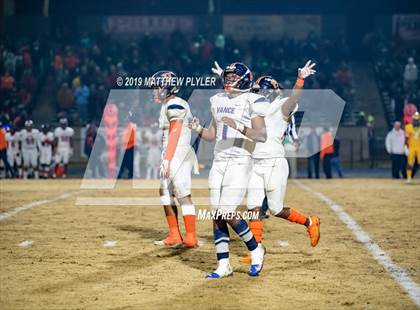 Thumbnail 3 in Richmond vs Zebulon B. Vance (NCHSAA 4AA Western Regional Final) photogallery.