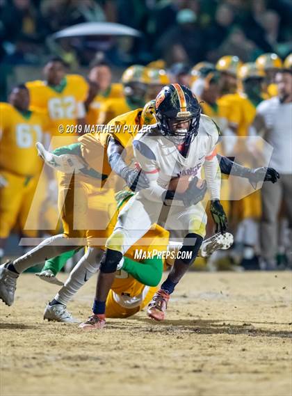 Thumbnail 3 in Richmond vs Zebulon B. Vance (NCHSAA 4AA Western Regional Final) photogallery.