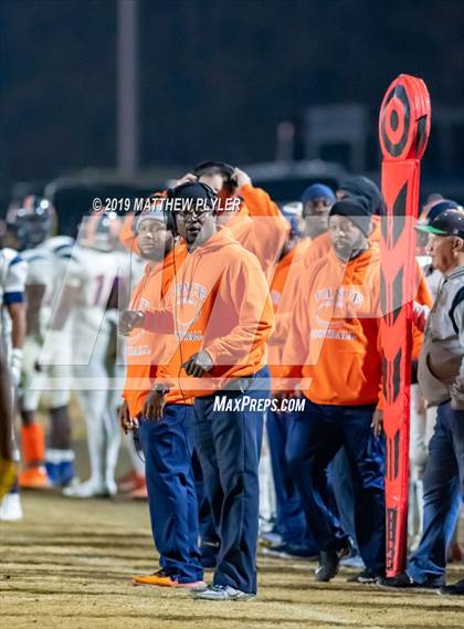 Thumbnail 2 in Richmond vs Zebulon B. Vance (NCHSAA 4AA Western Regional Final) photogallery.
